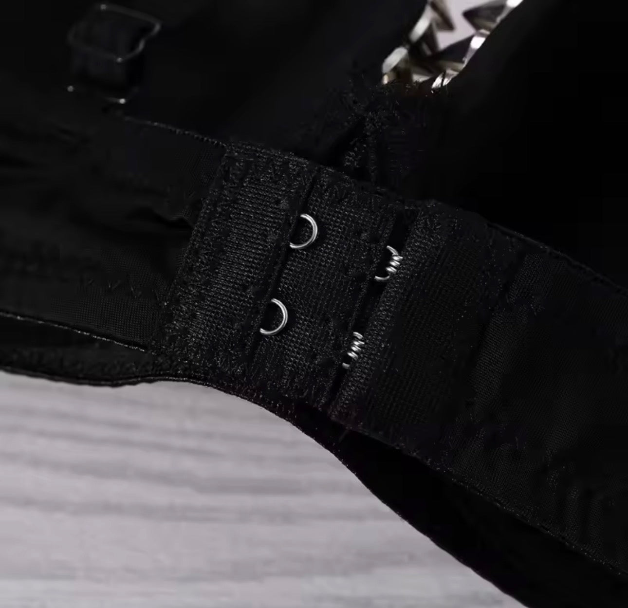 Silver Rivets Punk Rave Bralette Lingerie Gothic Bra Top Sexy Push Up Brassiere Nightclub Party Bar Fashion Hot Bras for Women