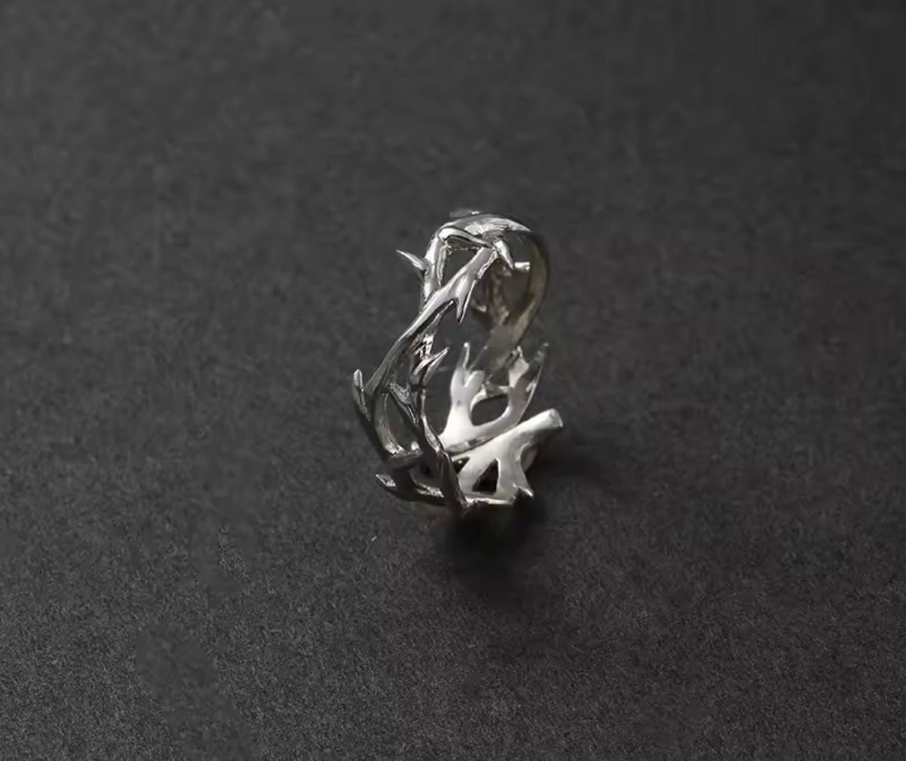 Vintage Ins Style Adherence Men's and Women's Rings with Branches, Thorns, Couples' Ring Gifts, Fashion and Personality