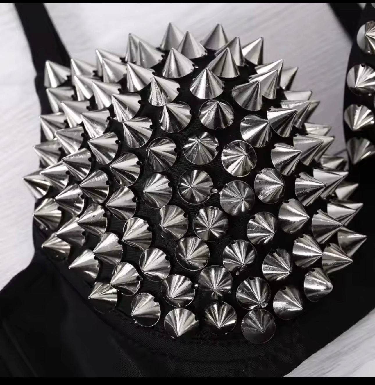 Silver Rivets Punk Rave Bralette Lingerie Gothic Bra Top Sexy Push Up Brassiere Nightclub Party Bar Fashion Hot Bras for Women