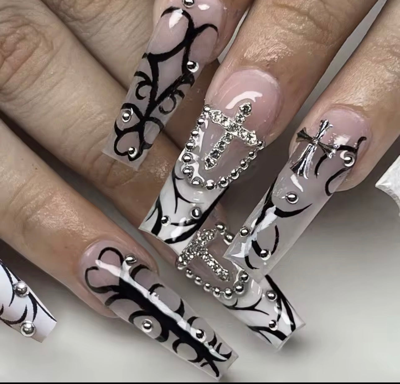 24 PCs Fake Nails with 1 Nail Glue and 1 Nail File